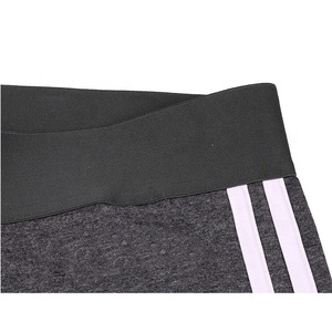 Leggings de yoga taille mi-haute personnalisés pour femmes 2026 – Pantalon de sport extensible avec contrôle du ventre, longueur genou, en Spandex/Polyester, extensible dans les quatre sens - Product Image 3