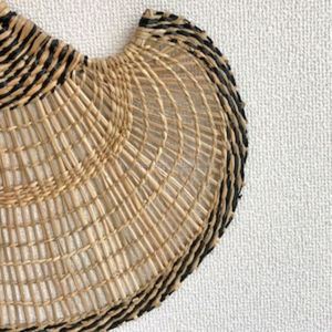 พัดหญ้าทะเลแบบดั้งเดิมสำหรับบ้านพัดหญ้าทะเลทำด้วยมือคุณภาพสูงพัดทอมือธรรมชาติสำหรับฤดูร้อน100% ทอมือธรรมชาติ - Product Image 5