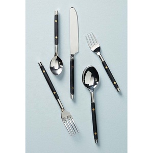 Ensemble de couverts vintage en acier inoxydable argenté avec design de poignée unique, de haute qualité, pour la maison et les mariages - Product Image 2