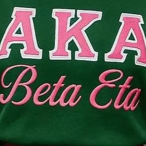 Sudadera Personalizada de Forro Polar Ecológico de 400 Gramos para Mujer, de la Hermandad Alpha Kappa Alpha, Otoño/Invierno, Color Sólido, Opción Frontal Rosa Verde - Product Image 2