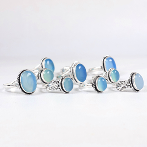 Bismillah Gems Pierre précieuse ovale naturelle en calcédoine bleue, faite à la main, plaquée argent sterling 925, style vintage, pierre de naissance de décembre chrétienne - Product Image 3
