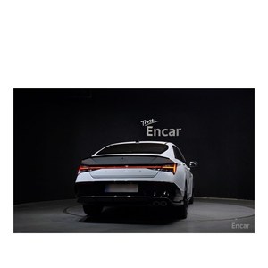 Hyundai Avante 2024, 1.6, 25,382 km, Emisión Euro V, Asientos de Cuero, Volante a la Izquierda, Cámara Trasera - Product Image 4