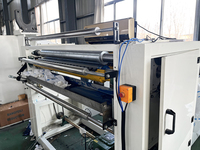 Machine entièrement automatique pour la fabrication de rouleaux de papier de cou jetables pour coiffure, machine à rembobiner le papier crépon, machine de découpe