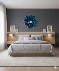 Décoration murale en métal Shine Flower sur panneau rond bleu, art mural décoratif pour salon, chambre, bureau à domicile, décoration moderne pour la maison - Product Image 2