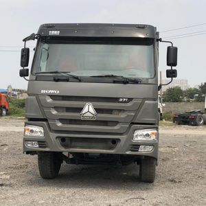 Camión Volquete Howo 6x4 Euro 2 Diésel, Nuevo Camión Volquete para Minería, 10 Ruedas, 11-20T de Carga, Volante a la Izquierda, Cámara Trasera, 251-350HP, 6-8L - Product Image 1