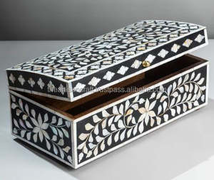 Boîte de rangement pour bijoux élégante en nacre véritable, parfaite pour organiser des bagues, colliers, design Artisan Craft - Product Image 2