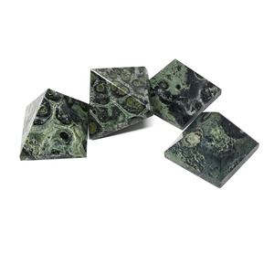 Hermosas Pirámides de Piedras Preciosas de Jaspe Kambaba y Ágata, Cristales Naturales Curativos, Ecológicas, Talladas a Medida, de la Mejor Calidad - Product Image 2