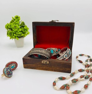 Premium Handmade Wooden Gift Box Luxury Mango Wood Keepsake <b>Storage</b> Box Custom Wooden Gift Box Home Decor Organizer - Product Image 1