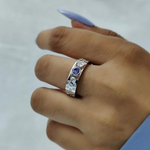 Bague large en argent sterling 925 original avec moissanite taille ronde et saphir pierre de naissance, bijou de fiançailles raffiné, cadeau pour partenaire - Product Image 5