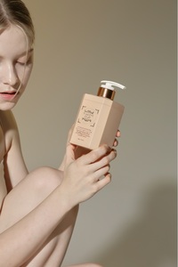 Gel douche parfumé Teabless avec parfum de figue, pêche et thé oolong 500g - Product Image 5