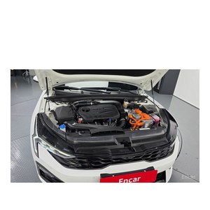 Kia K5 Noblesse 2024 con Volante a la Izquierda, Caja de Cambios Automática, Estándar de Emisiones Euro V, Asientos de Cuero, 6,642 km - Product Image 6