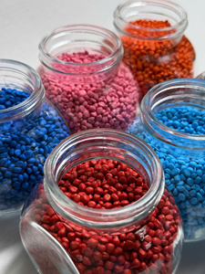 Granulés de colorant concentré de haute qualité pour films soufflés et grades d'extrusion - Product Image 1