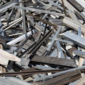 Chatarra de Aluminio de Alta Calidad en Venta, Limpia y Clasificada, 95% de Pureza, Ideal para Producción de Aleaciones, Automoción, Construcción y Reciclaje - Product Image 3