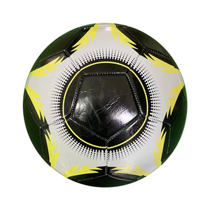 Ballon de football noir de qualité export pour l'entraînement, vente en gros, fournisseur OEM d'équipements sportifs - Product Image 3