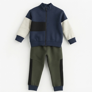 Conjunto Deportivo de Invierno Unisex Ecológico para Maternidad con Capucha y Estampado |   Conjunto Deportivo de Color Puro para Hombre y Mujer - Product Image 6