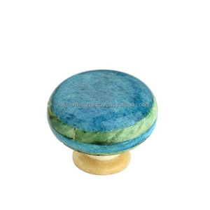 ลูกบิดตู้ดีไซน์เป็นเอกลักษณ์ทำจากเรซินสีขาวและลิ้นชักไม้แบบกลมสำหรับดึงเป็นวงกลมเฟอร์นิเจอร์ - Product Image 2