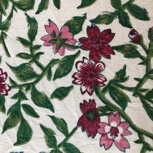 ผ้าฝ้ายพิมพ์ลายด้วยมือ ลายดอกไม้ |   เหมาะสำหรับคุรตี, ชุดเดรส และชุดพื้นเมือง - Product Image 3