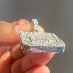 Collier Pendentif Lettre Initiale en Diamant de Laboratoire, Breloque Alphabet Sertie de Diamants, Bijou Unisexe de Luxe Hip Hop, Accessoire Cadeau - Product Image 2
