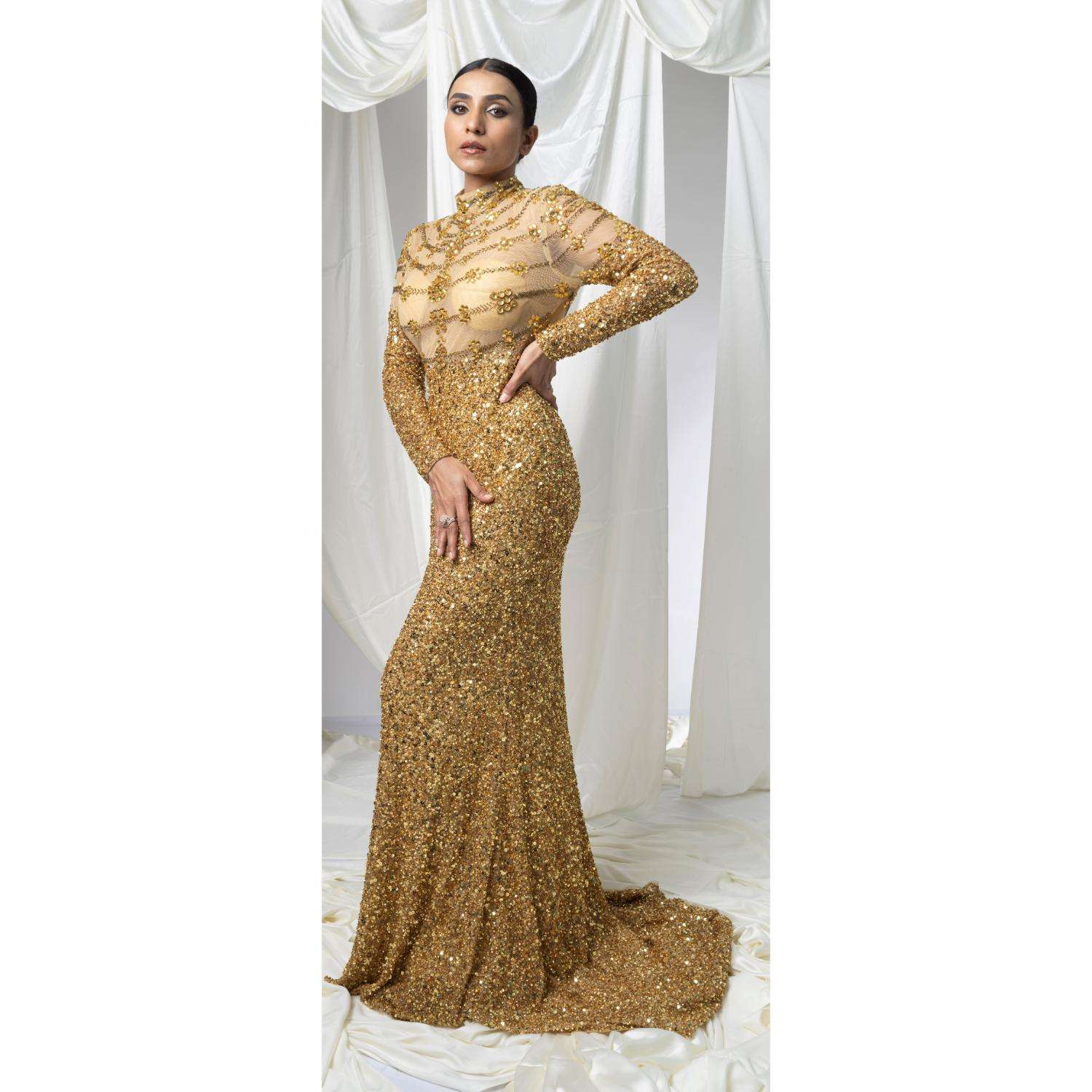 Elegant Ladies Gold Bead Dress - Perfect for Any Party