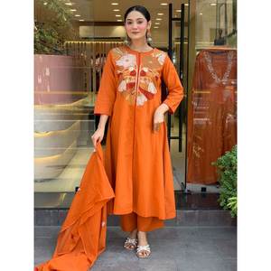 Conjunto de Fiesta XL de Chifón con Top, Pantalón y Dupatta con Bordado, Estilo Elegante - Product Image 2