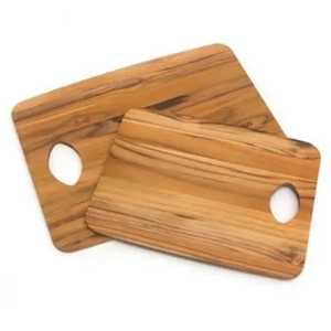 Planche de service rectangulaire en bois d'acacia durable, antibactérienne, avec poignée latérale, élégante, pour charcuterie, fromages et apéritifs, naturelle - Product Image 2