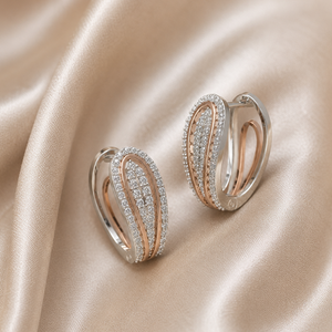 Pendientes de Aro con Diamantes Reales |   Pendientes de Lujo de Oro Blanco de 14K con Dos Tonos y 0.75TCW para Mujer |   Joyería de Diseño en Oro Rosa para Regalo - Product Image 3