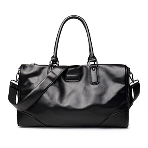 Bolsa de Viaje Rectangular de Cuero para Mujer, con Doble Asa y Cierre de Cremallera, Color Negro - Product Image 3