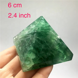 Vente en gros Pyramide de fluorite verte Pierres brutes pour la guérison de l'anxiété et des chakras Vente en gros Lot pyramide polie - Product Image 2
