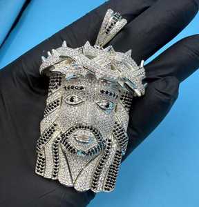 จี้พระเยซูฮิปฮอปเงินแท้ 925 ประดับเพชรโมอิสซาไนต์ VVS งานสั่งทำพิเศษ เครื่องประดับคริสเตียน ผ่านการทดสอบเพชร - Product Image 6