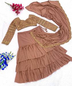 Hermoso Lehenga Saree Indio de Corte A, Ajustado y Listo para Usar, en Tela de Chifón con Cintura Natural, Ideal para Bodas y Fiestas de Diwali - Product Image 3