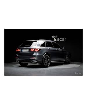 Mercedes-Benz GLC-Class GLC300 4MATIC Modèle août 2022 avec 67 082 km, boîte automatique, sièges en cuir, caméra de recul - Product Image 2