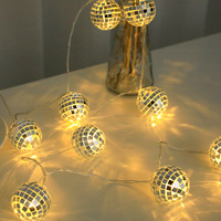 Spot Goods Home Party Décorations d'arbre de Noël Lampe colorée chaude Mini LED Disco Ball String Light