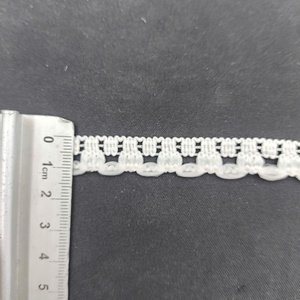 Cinta de Encaje a Rayas Ecológica de Poliéster 100% de 1.3cm de Ancho, Nueva, de la Marca Lace Dog, para Vestidos de Moda y Decoración del Hogar - Product Image 2