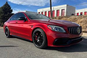 Mercedes-AMG C-63 S Sedán 2021 - Product Image 2