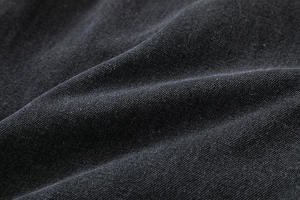 Jeans OEM al por mayor personalizados de tiro alto, holgados y cortos, de mezclilla negra rígida con lavado a la piedra, transpirables, ecológicos, estilo vintage, para verano e invierno. - Product Image 4