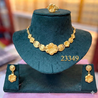 Kalung Wanita Lapis Emas Rose Gold Gaya Vintage Terinspirasi India dengan Liontin Kuningan, Rantai Kotak Kuarsa, Gaya Klasik, Terbaik 2024