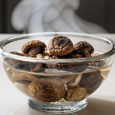 เห็ดชิตาเกะแห้งพรีเมียมพร้อมจำหน่าย - เหมาะสำหรับใช้แทนเนื้อสัตว์และเนื้อเจอร์กี้สำหรับคนทานวีแกน - Product Image 4