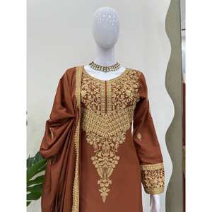 Conjunto de ropa de fiesta y parte inferior de diseñador para mujer con Dupatta elegante y elegante - Product Image 2