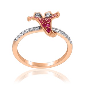 Bague de cocktail de luxe en or rose 14 carats, motif floral exquis avec rubis rouge vif et diamants blancs étincelants, bande ouverte - Product Image 1
