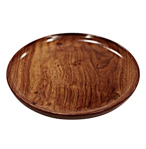 Assiette de service ronde en bois tendance, design minimaliste, plat en bois brun foncé, personnalisable, en promotion - Product Image 4