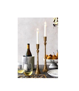 Porte-bougie en métal de luxe contemporain, support décoratif élégant pour une ambiance romantique et des idées de décoration de table à manger - Product Image 1