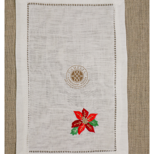 Serviette de cocktail sophistiquée avec broderie fine, durable pour une utilisation répétée, idéale pour les dîners et les fêtes élégantes. - Product Image 1