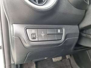 2022 for K3 Cerato Used Sedan White Left Hand <b>Drive</b> 1.6L Petrol Semi-Automatic Leather Seats R16 Euro 5 for Export - Product Image 3