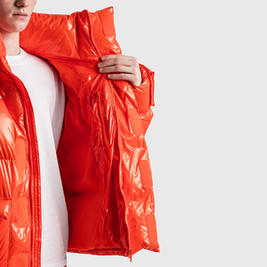 Veste matelassée rouge brillante sur mesure pour fabricant OEM, manteau d'hiver chaud en duvet, col montant, matelassage brillant, vente en gros - Product Image 5