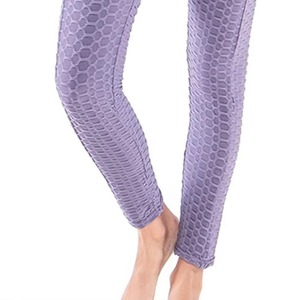 Conjunto de Yoga Personalizado con MOQ Bajo para Mujer, Conjunto de Yoga Ligero para Gimnasio y Entrenamiento, Conjunto de Yoga de Alta Calidad para Mujer - Product Image 5