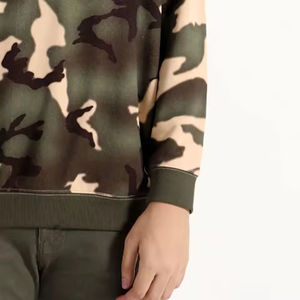 Sweat-shirts personnalisés pour hommes, camouflage woodland, poche cargo, streetwear, vente en gros, coton épais, coupe oversize - Product Image 6