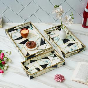 Bandeja Decorativa de Madera Maciza de Alta Demanda, Decoración para el Hogar, Bandeja Decorativa para Servir Alimentos y Pasteles para Bodas, Bandejas de Madera de Lujo - Product Image 1