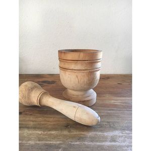 Mortier et pilon traditionnels en bois d'acacia, broyeur d'herbes et d'épices - Product Image 1