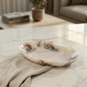 Plats de service modernes uniques en résine, classiques, faits à la main, avec motif personnalisé, texture marbrée, écologiques, compatibles lave-vaisselle - Product Image 6