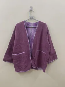 Abrigo de Invierno Colorido, Reversible, Casual, Vintage, de Terciopelo y Algodón Suzani, Bordado a Mano con Flores, Estilo Boho, Cuello en V - Product Image 1